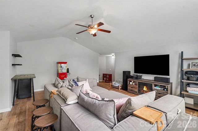 1619 Ballwood Court, Charlotte, NC 28227