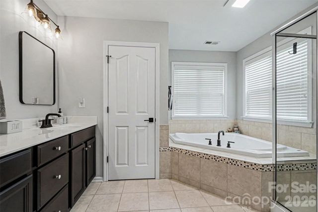 1619 Ballwood Court, Charlotte, NC 28227