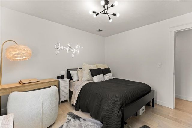 29 Phyllis Rd, Taunton, MA 02780