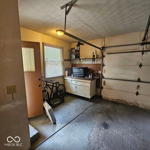 6249 Apache Drive, Indianapolis, IN 46254