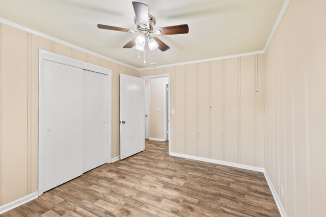 1704 Woodside Dr, Springfield, TN 37172