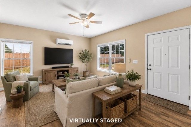 1704 Woodside Dr, Springfield, TN 37172