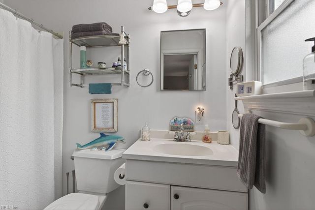 216 S Newtown RD, Virginia Beach, VA 23462