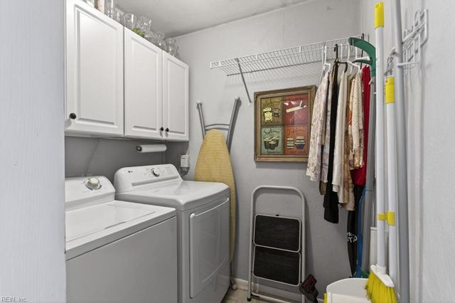 216 S Newtown RD, Virginia Beach, VA 23462