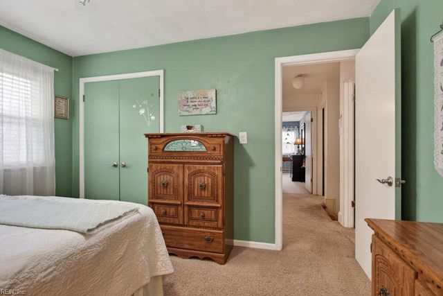 216 S Newtown RD, Virginia Beach, VA 23462