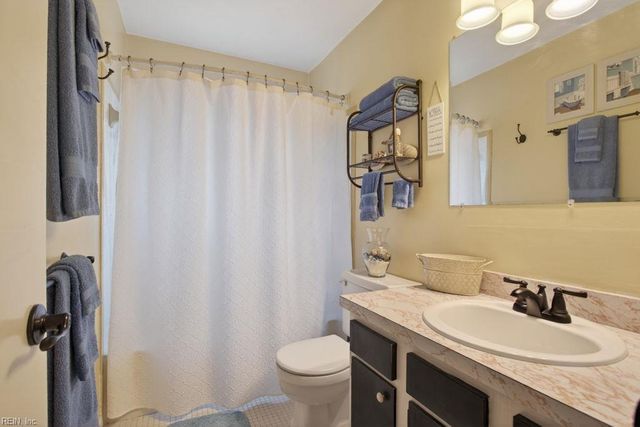 216 S Newtown RD, Virginia Beach, VA 23462