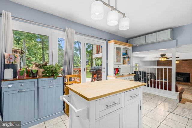 6675 OAKWOOD CIR, Indian Head, MD 20640