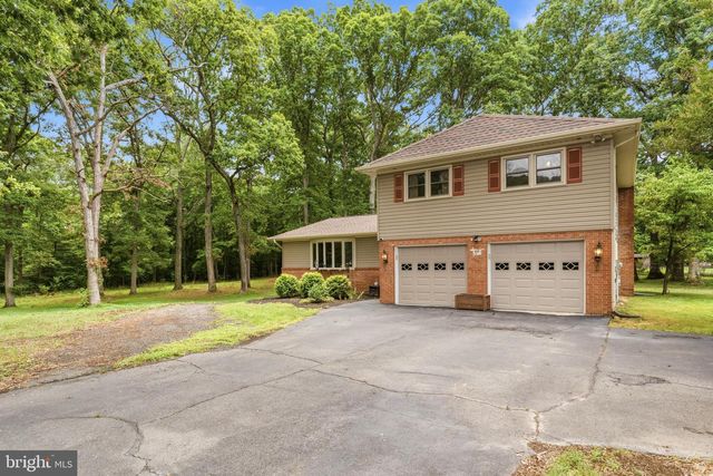 6675 OAKWOOD CIR, Indian Head, MD 20640