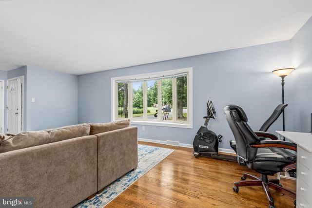 6675 OAKWOOD CIR, Indian Head, MD 20640