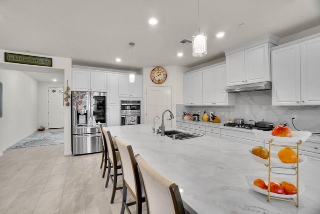 9257 Vervain Way, Sacramento, CA 95829