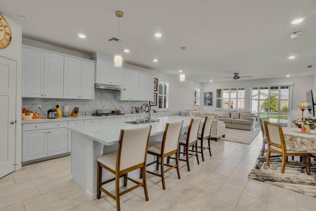 9257 Vervain Way, Sacramento, CA 95829
