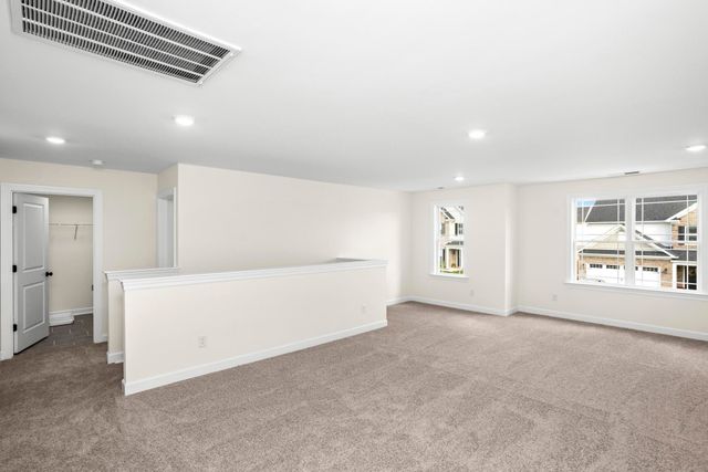 5023 Salient Dr, Spring Hill, TN 37174