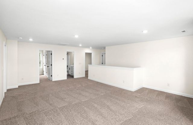 5023 Salient Dr, Spring Hill, TN 37174