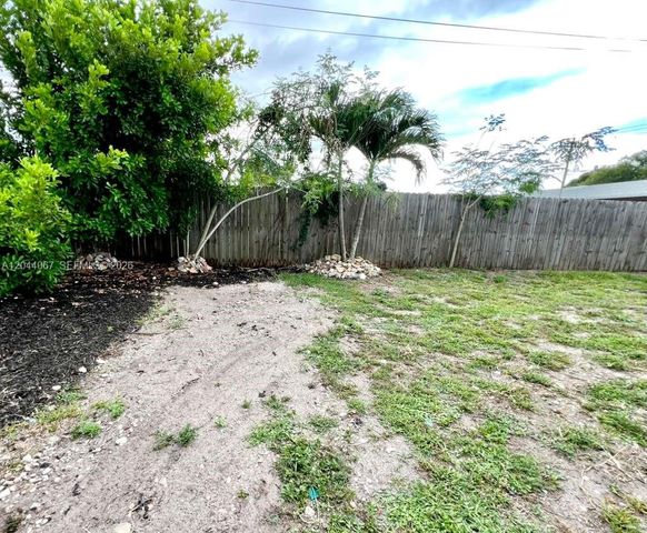 4708 Orange Grove BLVD, North Fort Myers, FL 33903