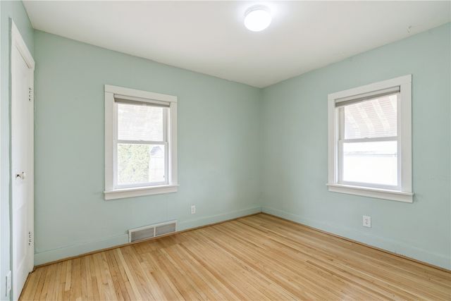 1011 2nd Avenue, Iowa City, IA 52240