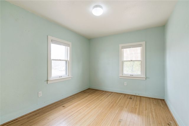 1011 2nd Avenue, Iowa City, IA 52240