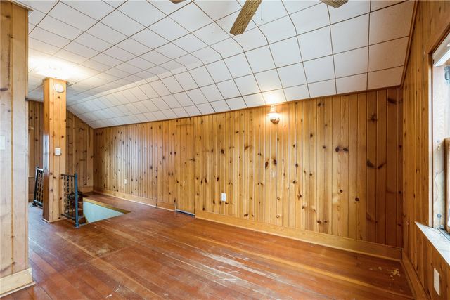 1011 2nd Avenue, Iowa City, IA 52240