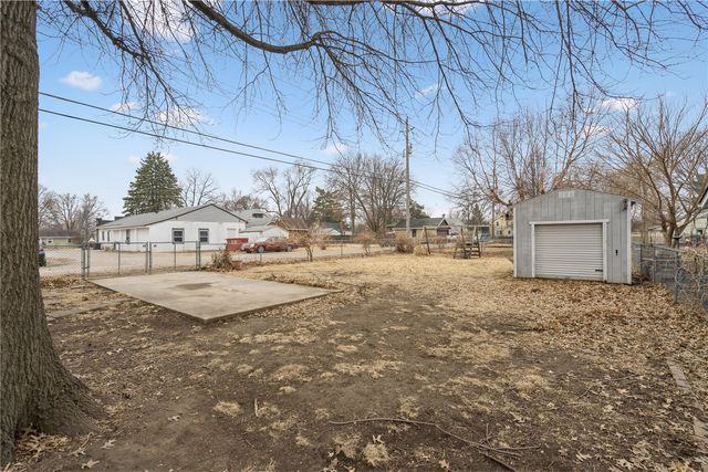 1011 2nd Avenue, Iowa City, IA 52240