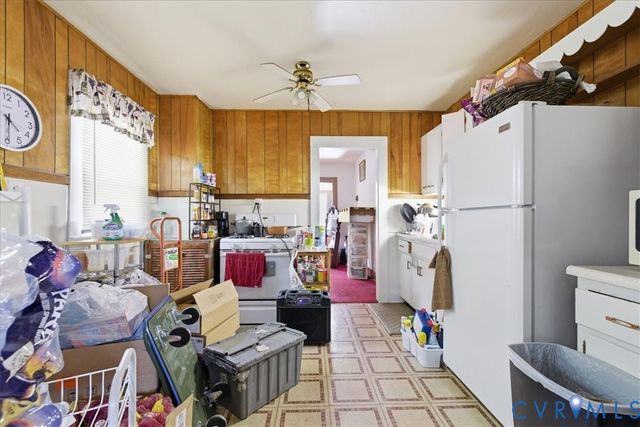 213 N 14th Ave, Hopewell, VA 23860