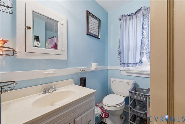 213 N 14th Ave, Hopewell, VA 23860