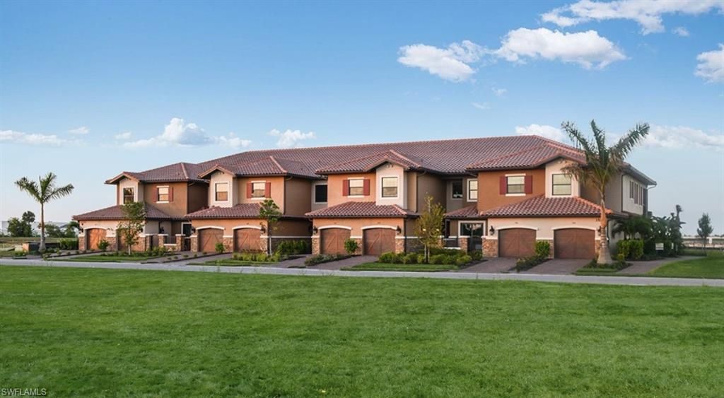 15323 Lucerna St Unit 103, Naples, FL 34114