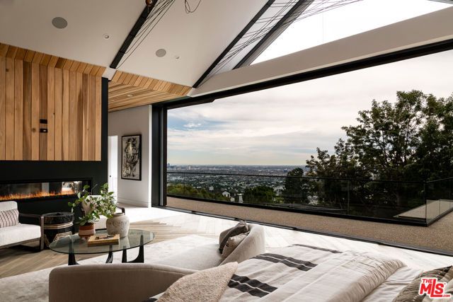 1772 N Crescent Heights Boulevard, Los Angeles, CA 90069