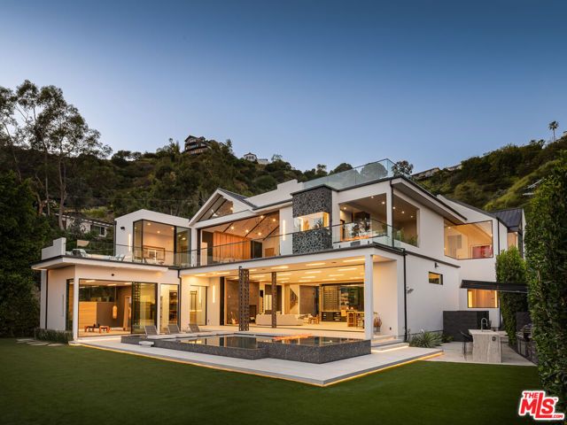 1772 N Crescent Heights Boulevard, Los Angeles, CA 90069