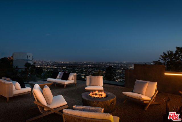 1772 N Crescent Heights Boulevard, Los Angeles, CA 90069