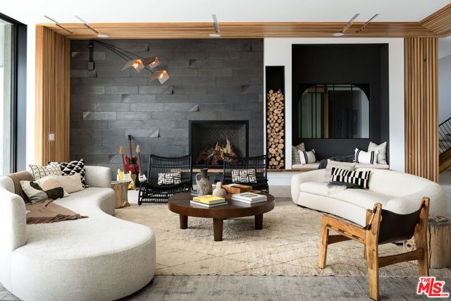 1772 N Crescent Heights Boulevard, Los Angeles, CA 90069