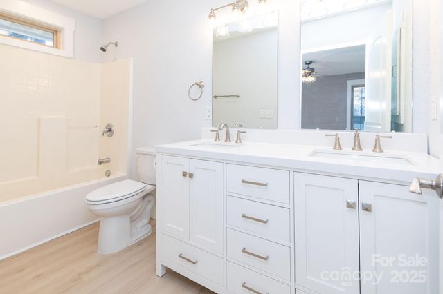 7 McGee Ridge Road, Fairview, NC 28730