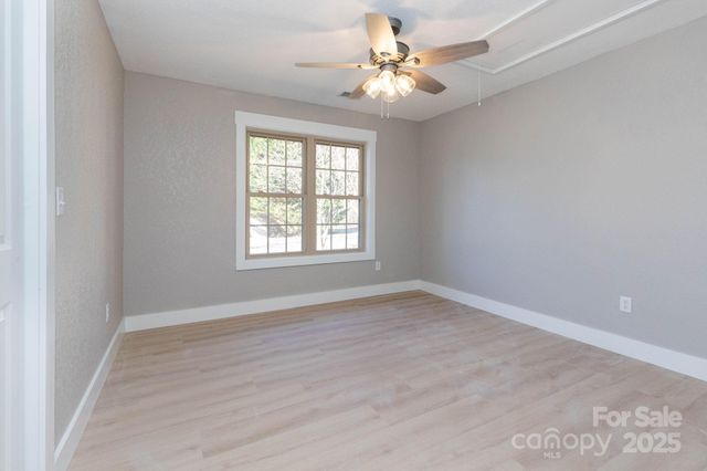 7 McGee Ridge Road, Fairview, NC 28730