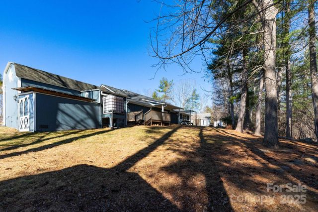 7 McGee Ridge Road, Fairview, NC 28730