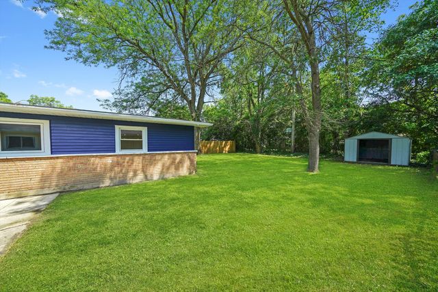 423 Lakewood Boulevard, Park Forest, IL 60466