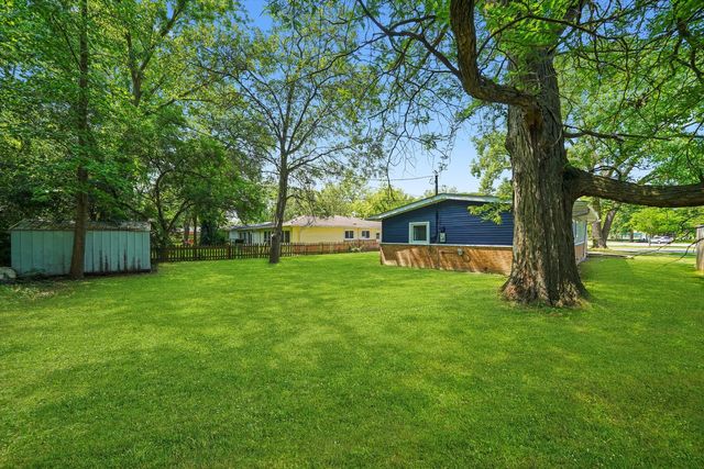 423 Lakewood Boulevard, Park Forest, IL 60466