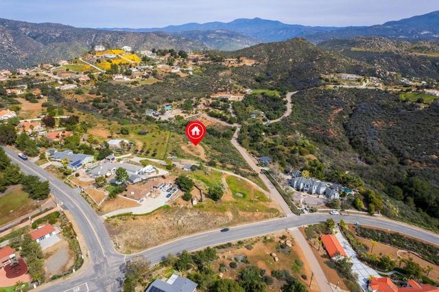 15634 Broad Oaks Rd, El Cajon, CA 92021