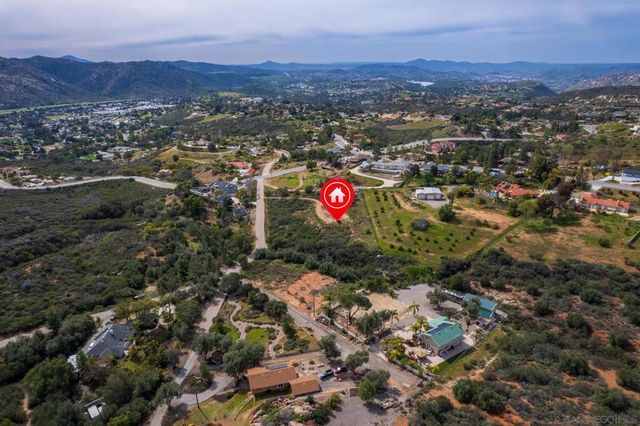 15634 Broad Oaks Rd, El Cajon, CA 92021