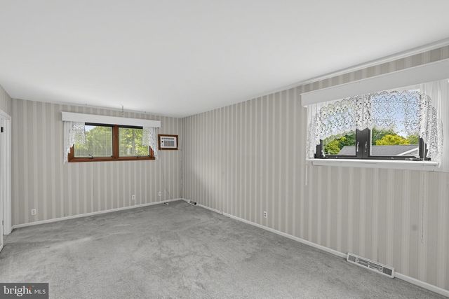 524 TENNIS AVE, Ambler, PA 19002