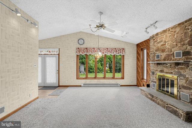 524 TENNIS AVE, Ambler, PA 19002
