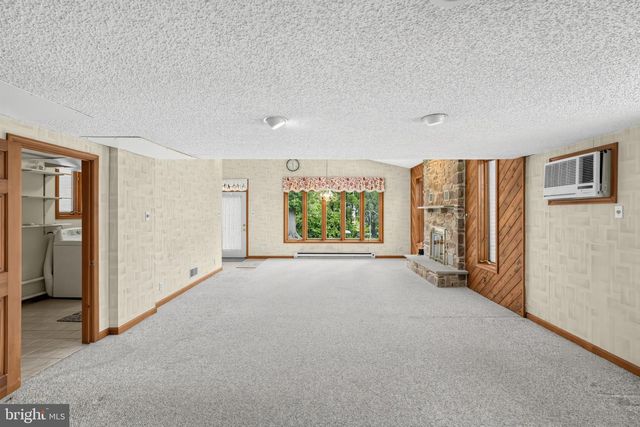 524 TENNIS AVE, Ambler, PA 19002