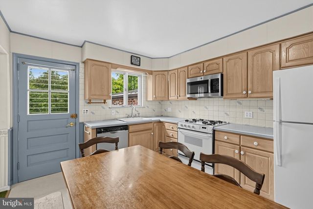 524 TENNIS AVE, Ambler, PA 19002