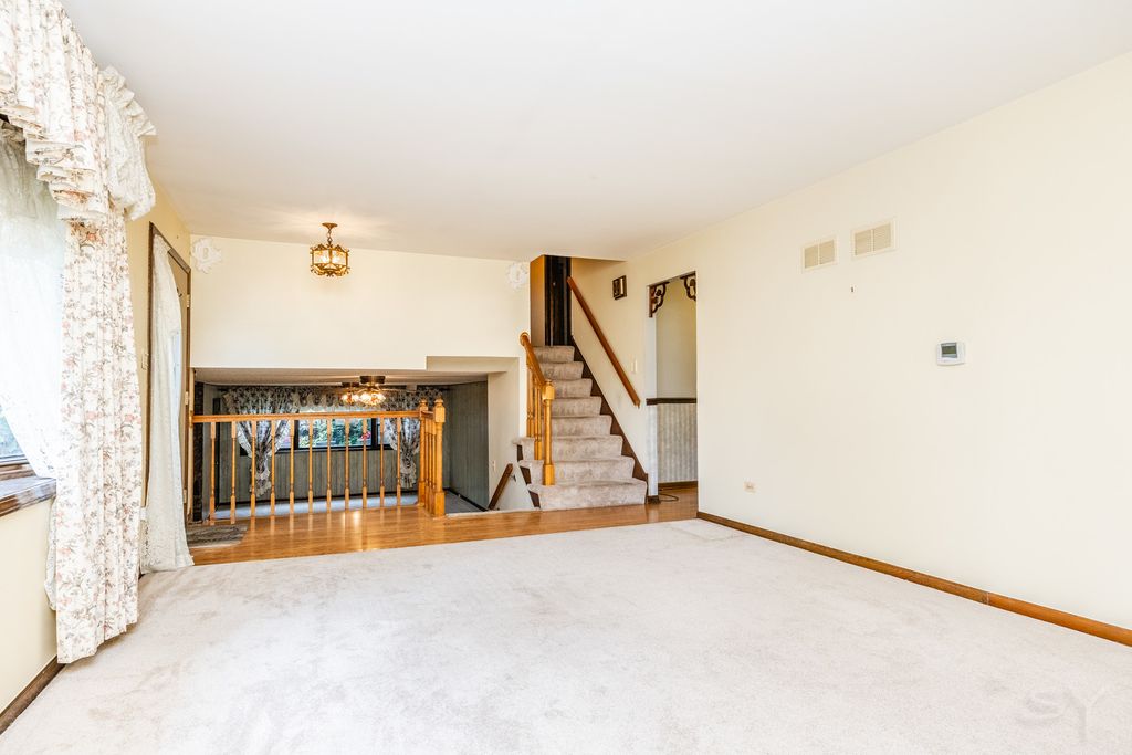 8047 S Oketo Avenue, Bridgeview, IL 60455 — photo 3