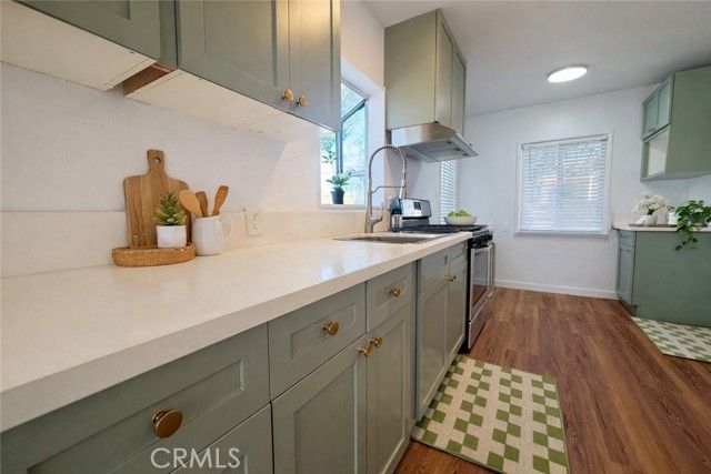 470 E Home, Long Beach, CA 90805