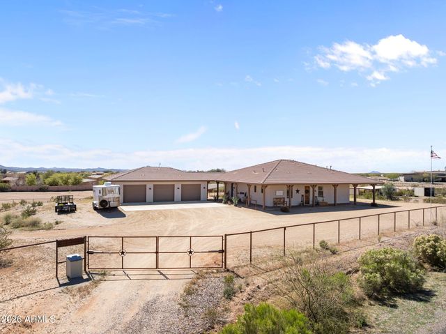 21755 W GIBSON Way, Wickenburg, AZ 85390