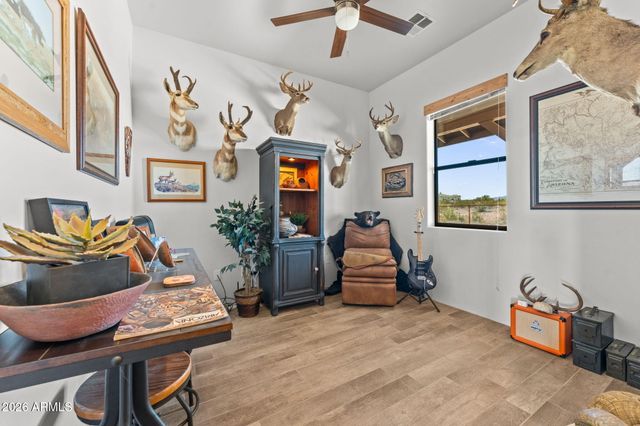 21755 W GIBSON Way, Wickenburg, AZ 85390