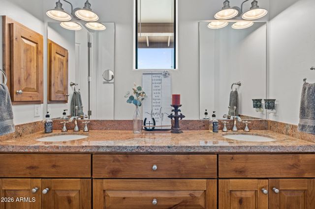 21755 W GIBSON Way, Wickenburg, AZ 85390