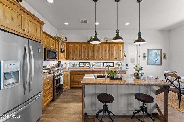 21755 W GIBSON Way, Wickenburg, AZ 85390