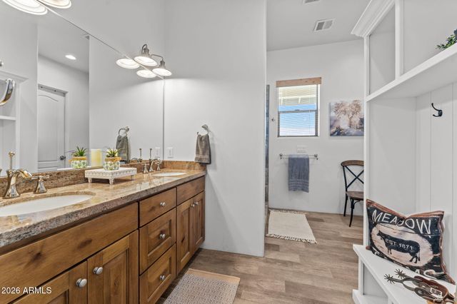 21755 W GIBSON Way, Wickenburg, AZ 85390