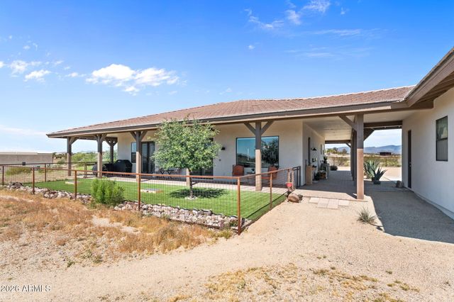 21755 W GIBSON Way, Wickenburg, AZ 85390