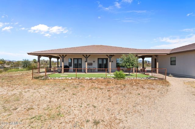 21755 W GIBSON Way, Wickenburg, AZ 85390