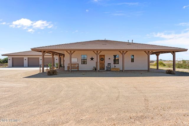 21755 W GIBSON Way, Wickenburg, AZ 85390